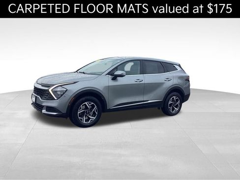 Certified 2023 Kia Sportage LX image 3