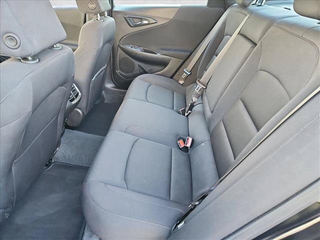 Used 2025 Chevrolet Malibu LT FWD image 18