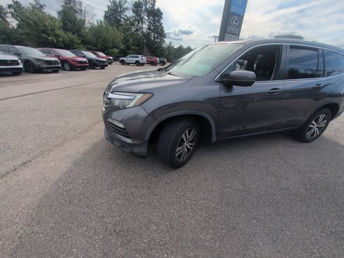 Used 2017 Honda Pilot EX-L image 11