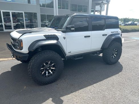 Used 2024 Ford Bronco Raptor AWD/4WD image 2