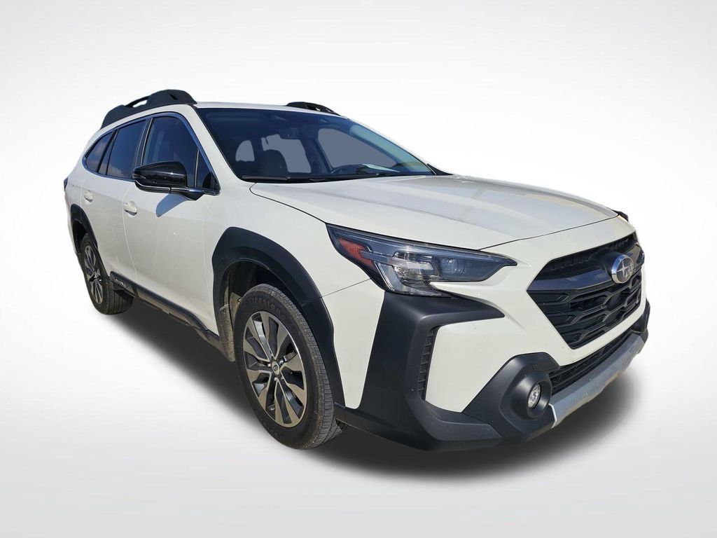 Used 2025 Subaru Outback Limited AWD/4WD image 2