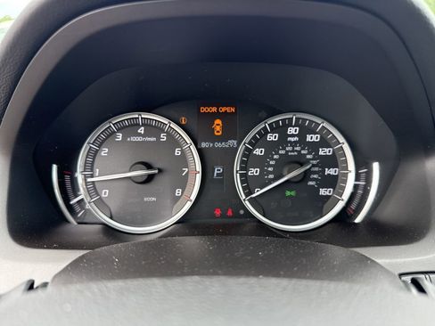 Used 2015 Acura TLX image 17