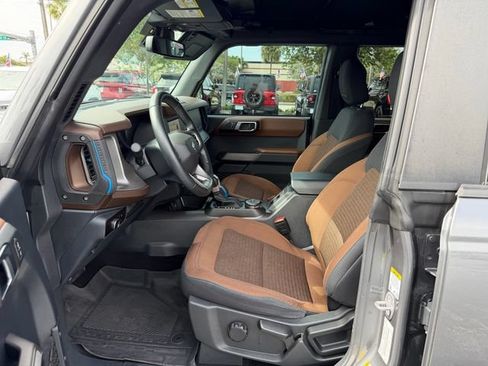 Used 2023 Ford Bronco Outer Banks AWD/4WD image 10
