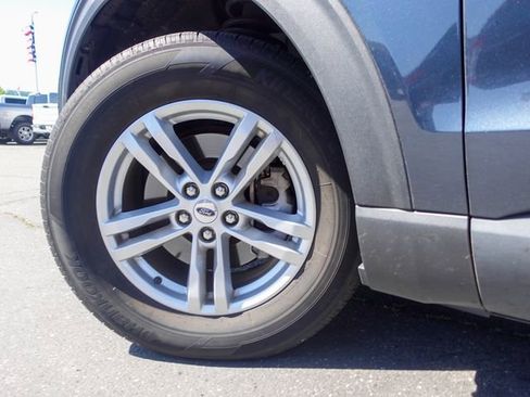 Used 2022 Ford Explorer XLT RWD image 10