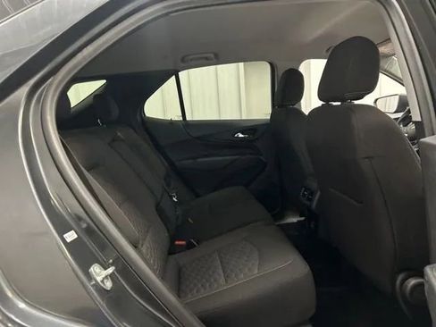 Used 2019 Chevrolet Equinox LT AWD/4WD image 16