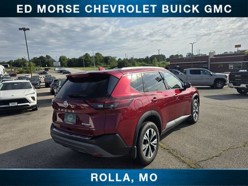 Used 2021 Nissan Rogue SV w/ Premium Package AWD/4WD image 3