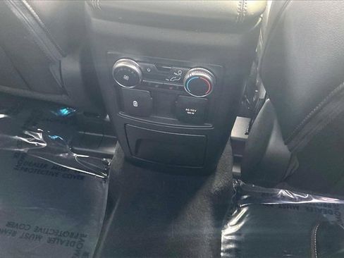 Certified 2022 Ford Explorer Limited w/ Hybrid Equipment Group 310A image 33