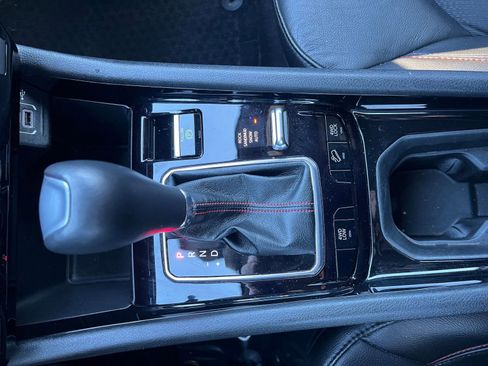 Used 2025 Jeep Compass Trailhawk image 38