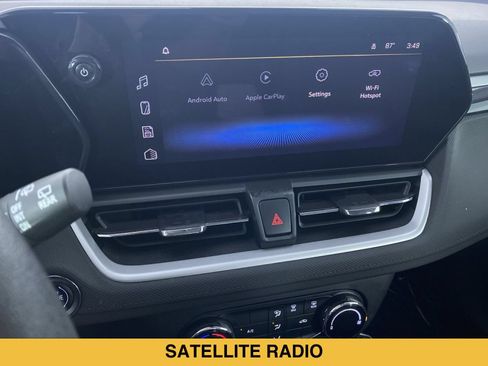 Certified 2024 Chevrolet TrailBlazer LS w/ LS Convenience Package FWD image 5