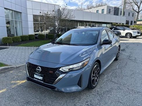 Certified 2024 Nissan Sentra SR w/ SR Premium Package FWD image 4
