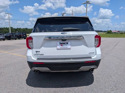 Used 2022 Ford Explorer Limited AWD/4WD image 4