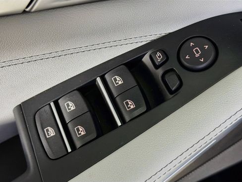 Used 2024 BMW X5 xDrive50e w/ Executive Package AWD/4WD image 18