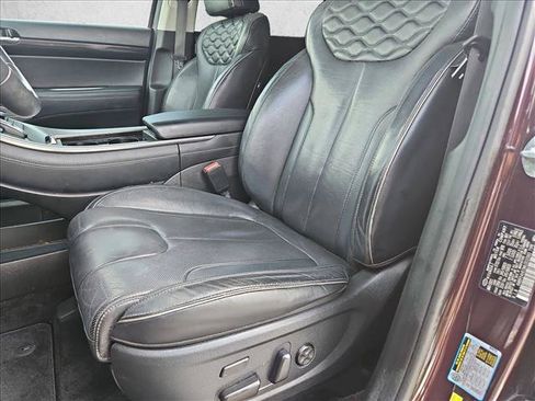 Used 2021 Hyundai Palisade Limited FWD image 17