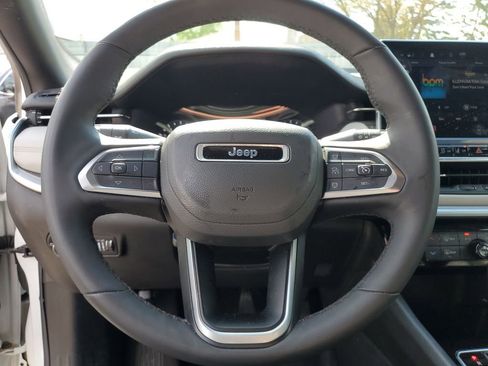 Used 2025 Jeep Compass Limited AWD/4WD image 23