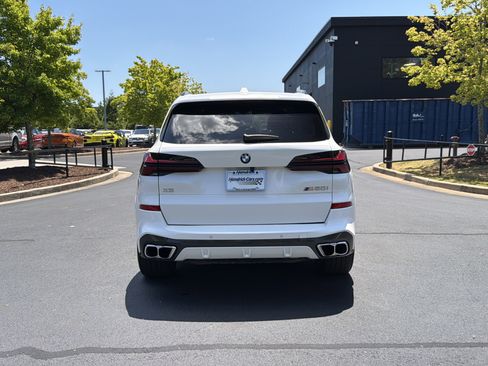 Used 2026 BMW X5 M60i w/ Climate Comfort Package AWD/4WD image 17