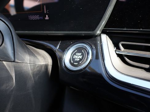 Used 2024 Chevrolet Trax RS w/ Driver Confidence Package image 17