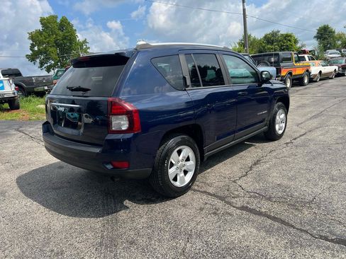 Used 2014 Jeep Compass Sport FWD image 5