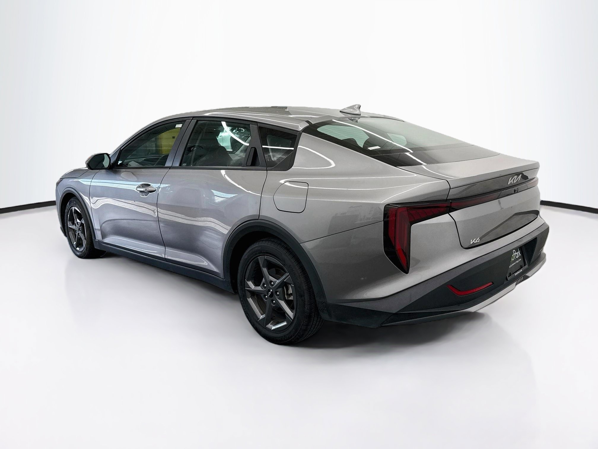 Used 2025 Kia K4 FWD image 5