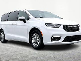 Used 2023 Chrysler Pacifica Touring 360° Tour