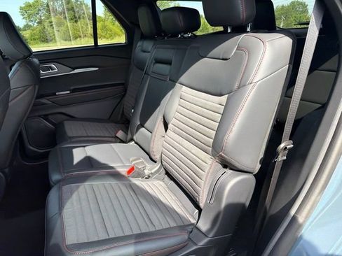 New 2026 Ford Explorer ST-Line w/ ST-Line Street Pack AWD/4WD image 19