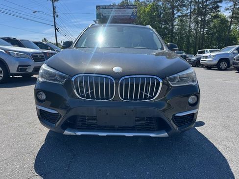 Used 2017 BMW X1 xDrive28i AWD/4WD image 2