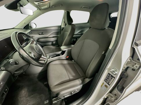 Used 2025 Hyundai Kona SEL AWD/4WD image 13