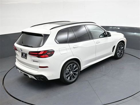 New 2026 BMW X5 M60i w/ Executive Package image 19