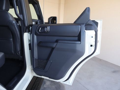 New 2025 Ford Bronco Outer Banks AWD/4WD image 44