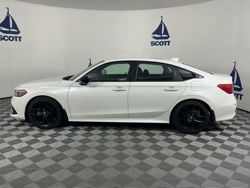 Used 2024 Honda Civic Sport image 4