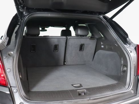 Used 2022 Cadillac XT5 Luxury image 10