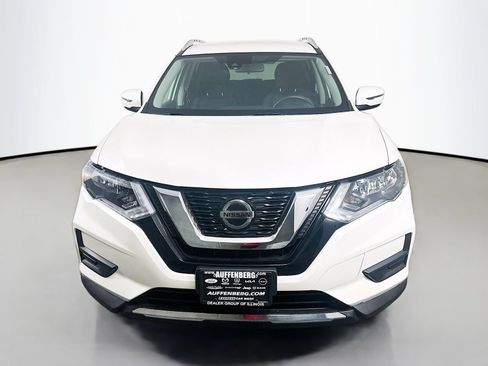 Used 2019 Nissan Rogue SV AWD/4WD image 2