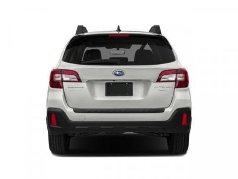 Used 2018 Subaru Outback 3.6R Limited image 8