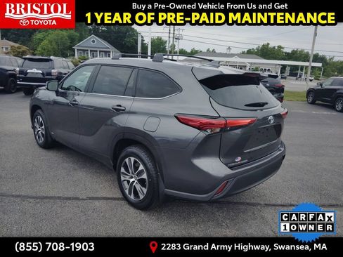 Used 2023 Toyota Highlander XLE AWD/4WD image 5