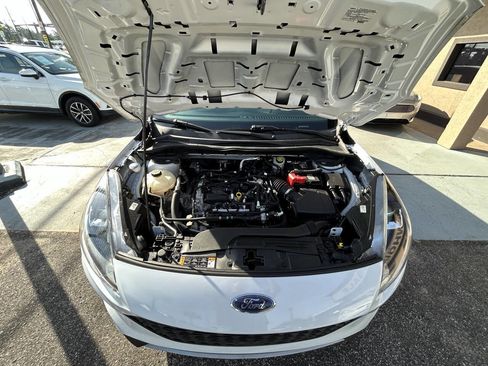 Used 2022 Ford Escape S AWD/4WD image 9