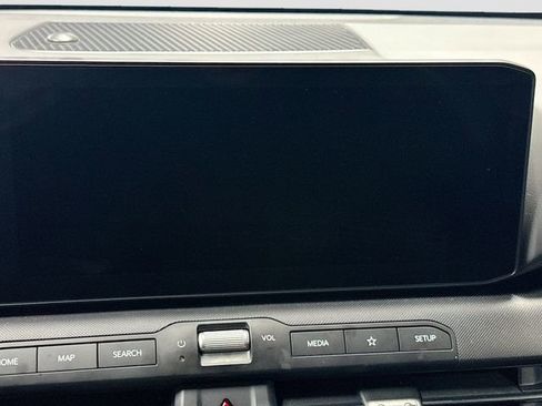 Used 2025 Kia K4 EX image 18