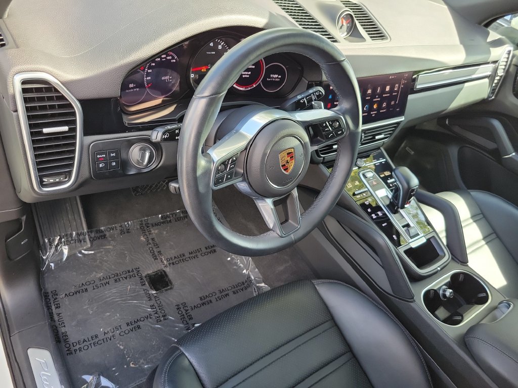 Used 2023 Porsche Cayenne Platinum Edition AWD/4WD image 23