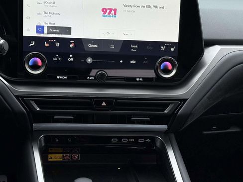 Used 2026 Lexus TX 500h AWD image 20