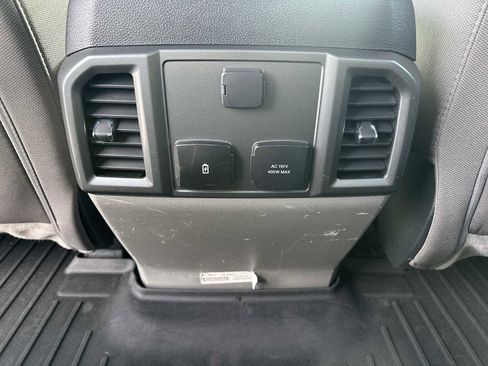 Used 2020 Ford F250 XLT w/ XLT Premium Package image 28
