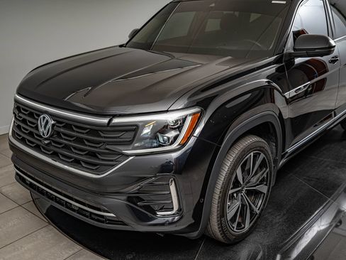Used 2024 Volkswagen Atlas SEL Premium R-Line AWD/4WD image 14
