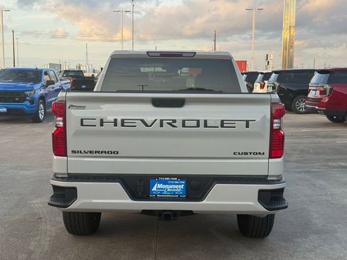 New 2026 Chevrolet Silverado 1500 Custom w/ LPO, Dark Essentials Package image 12