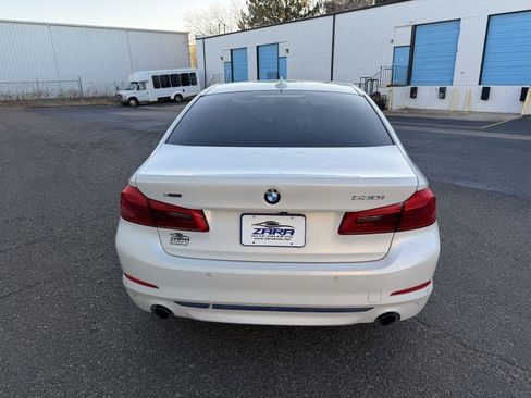 Used 2019 BMW 530i xDrive w/ Convenience Package AWD/4WD image 5