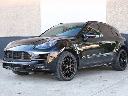 Used 2017 Porsche Macan GTS w/ Premium Package Plus image 5