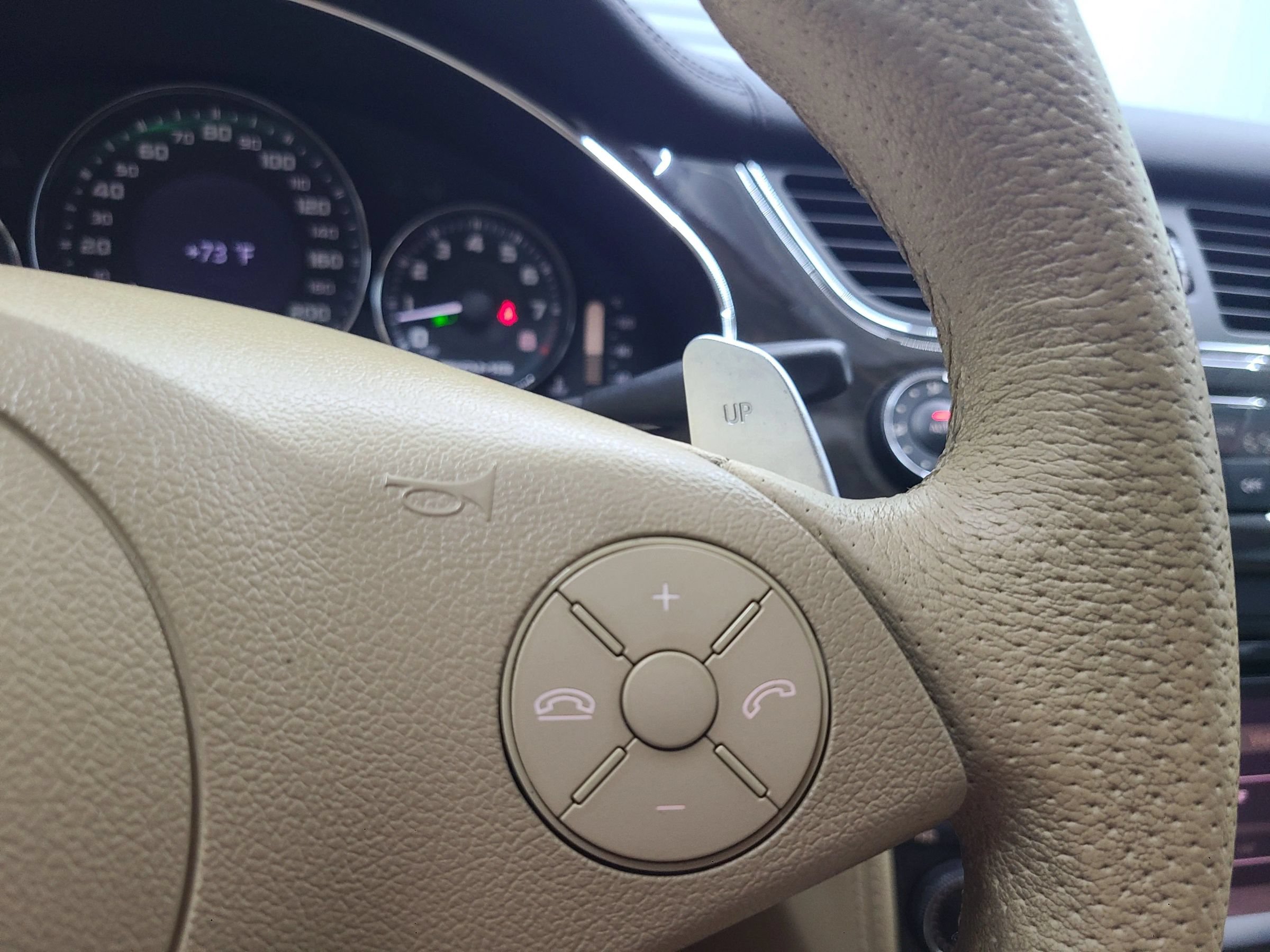Used 2009 Mercedes-Benz CLS 63 AMG image 33