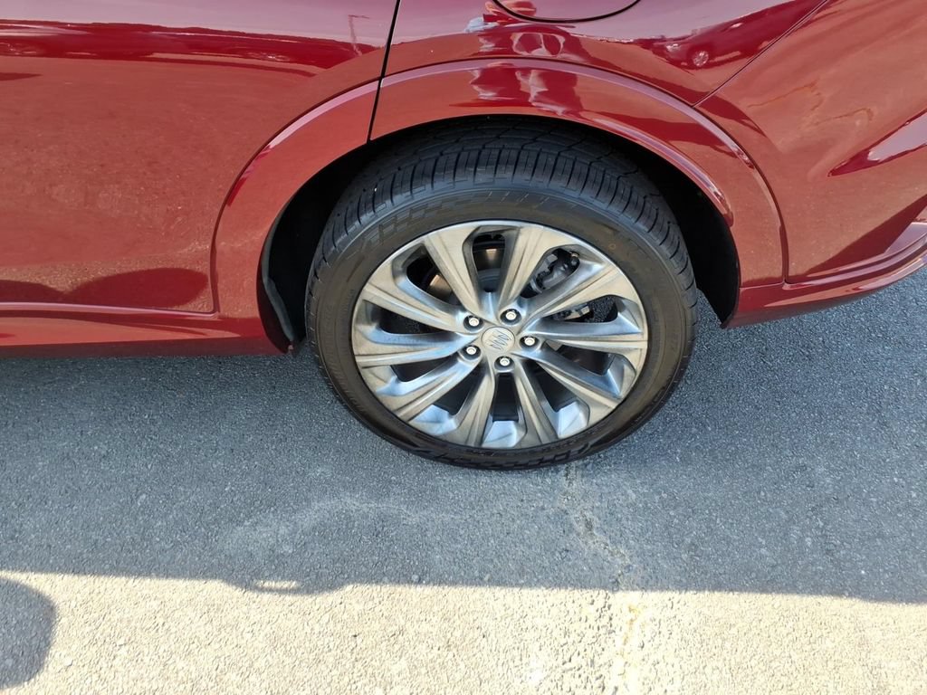 Used 2024 Buick Envista Avenir FWD image 7
