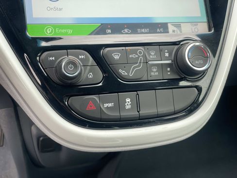 Used 2019 Chevrolet Bolt LT FWD image 17