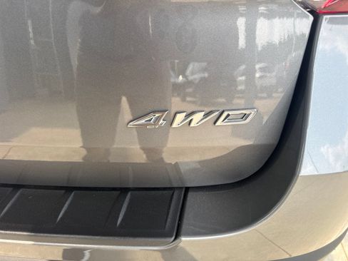 Certified 2024 Ford Explorer XLT w/ Equipment Group 202A AWD/4WD image 16
