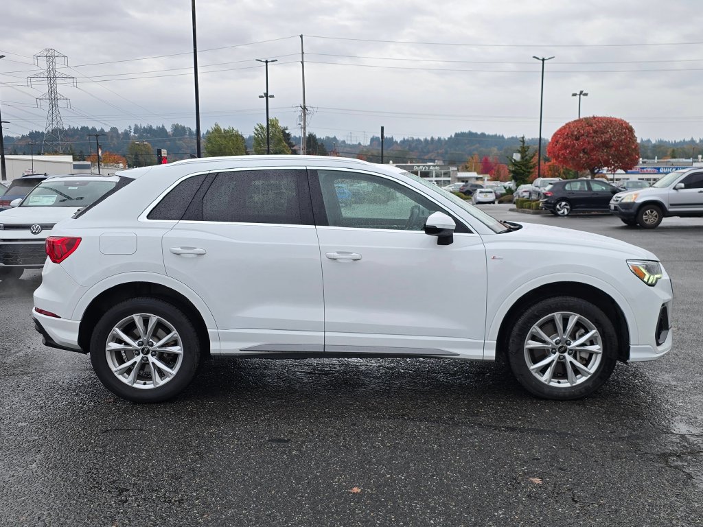 Used 2024 Audi Q3 2.0T Premium AWD/4WD image 6