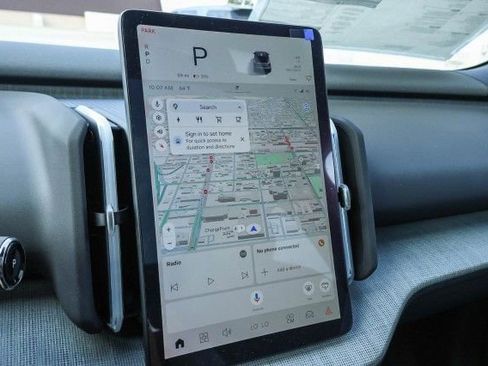 New 2025 Volvo EX30 Plus image 23