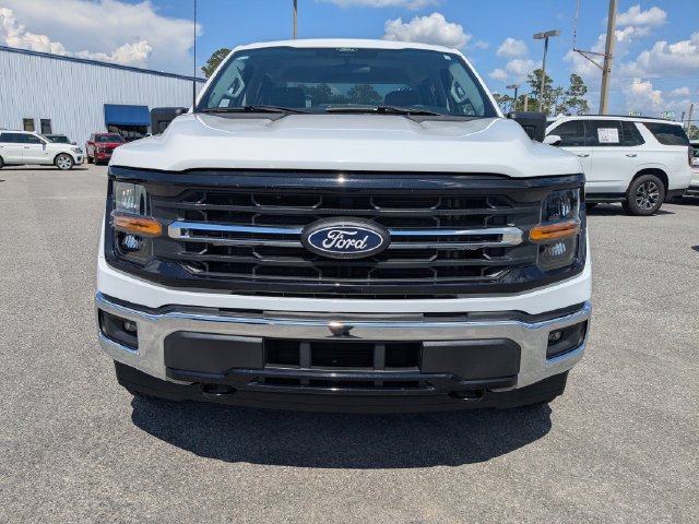 Used 2025 Ford F150 XLT w/ Equipment Group 301A Standard AWD/4WD image 7
