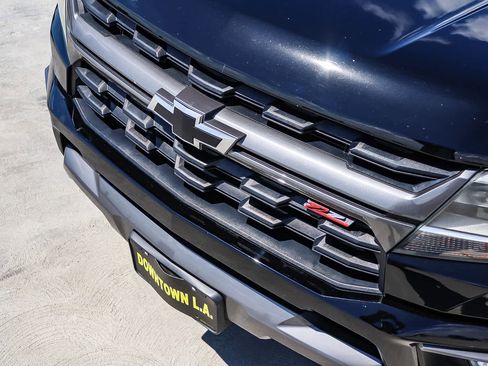 Used 2021 Chevrolet Colorado Z71 w/ Safety Package RWD image 8